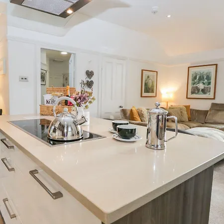 The Bolt Hole Feriehus *